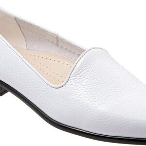 Trotters Liz Tumbled Leather Flats - White, 12WW